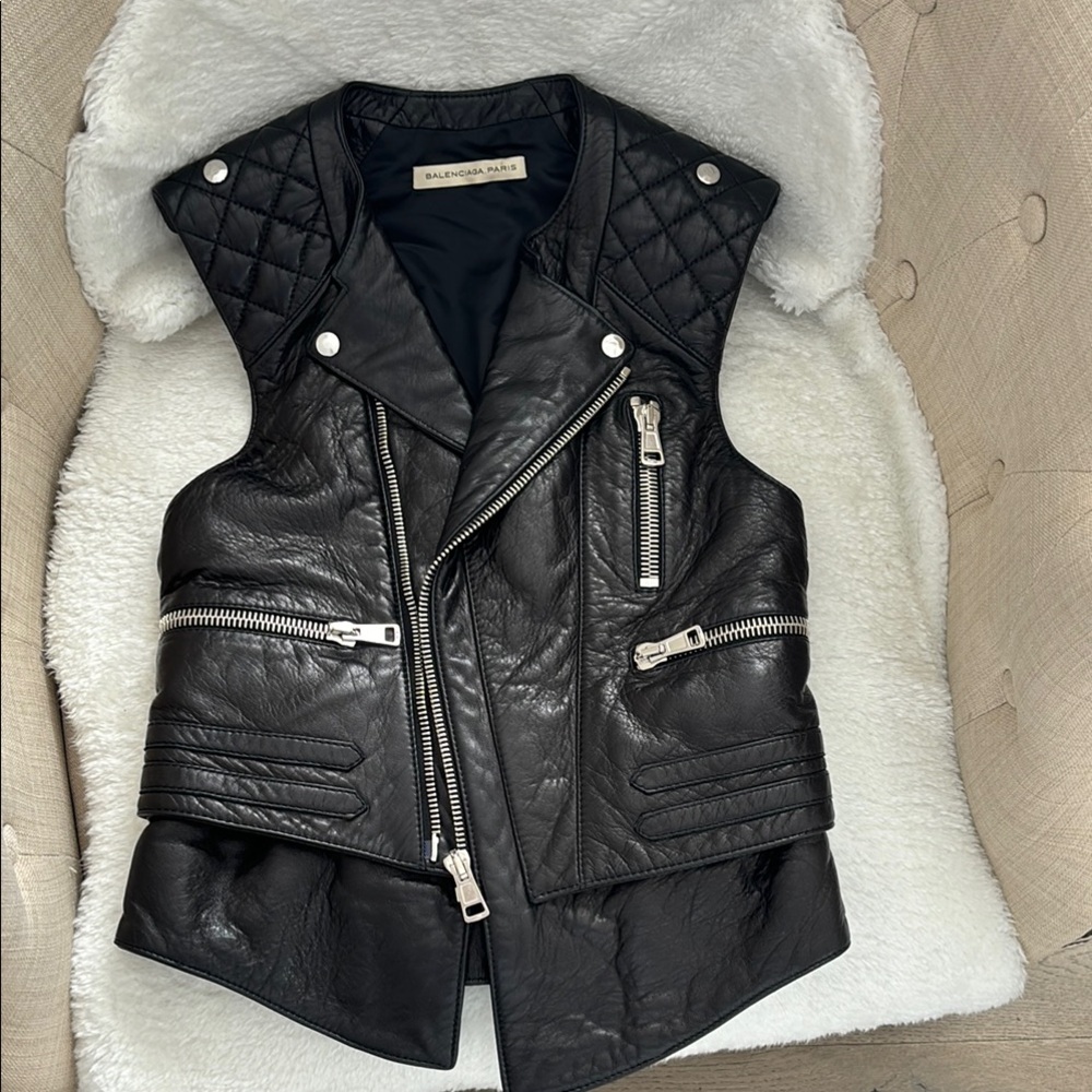 Balenciaga black leather vest - Size 36